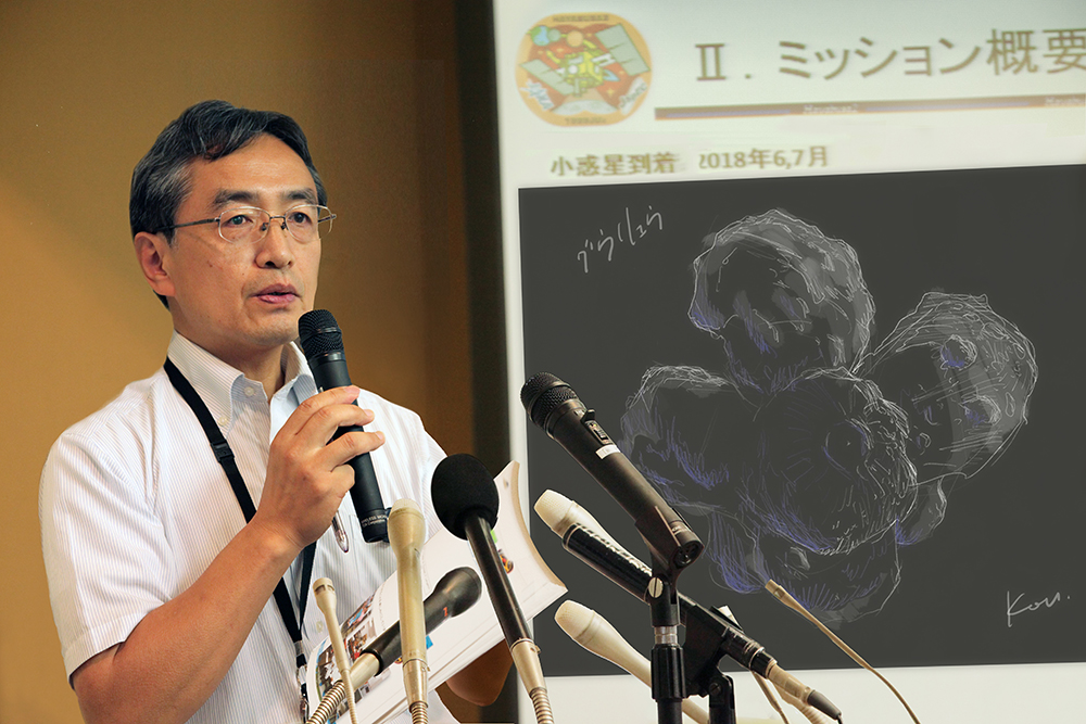 会見するホシカワさん 会見するホシカワさん