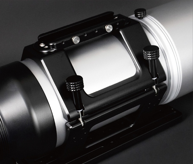 堅牢かつ軽量なメカニカルデザイン