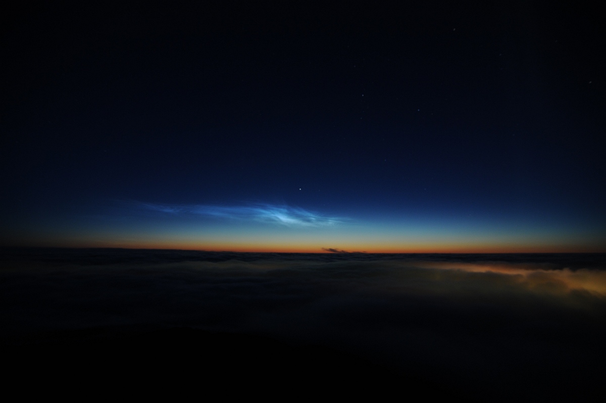 北海道紋別市で撮影された夜光雲