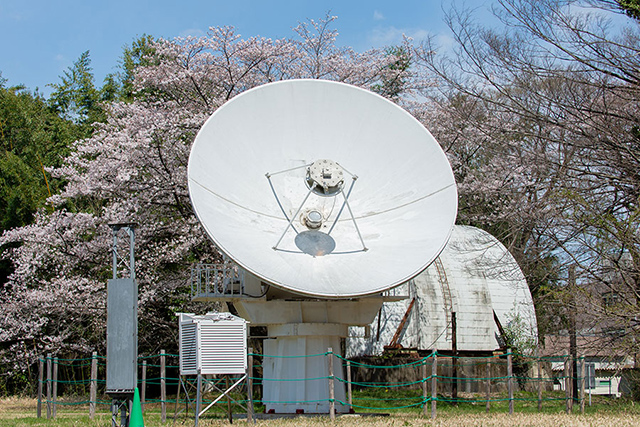 6mミリ波電波望遠鏡の写真