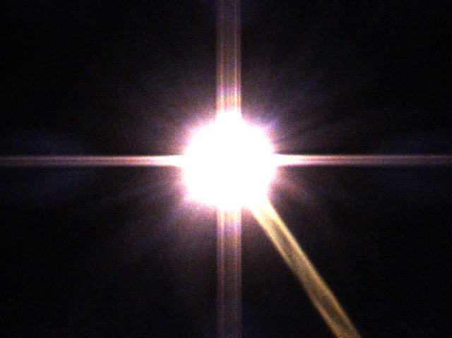 超望遠撮像されたサンプルの大気圏突入