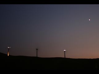 （金星と風車の写真）