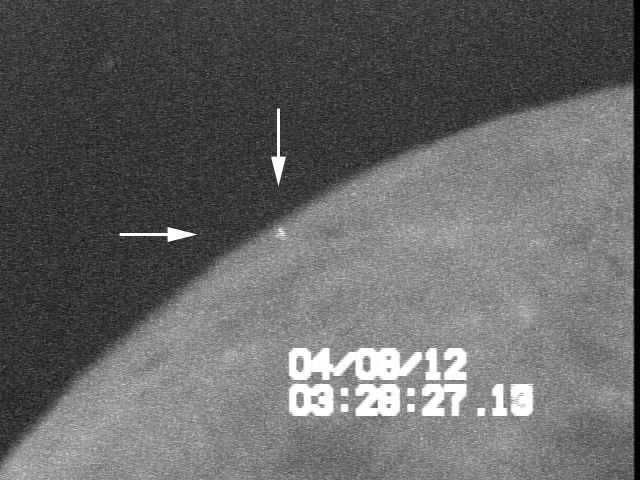 一宮高校による月面衝突閃光の画像
