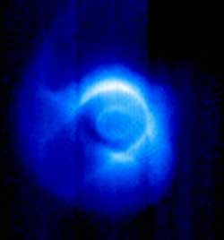 IMAGEの超紫外線撮像器EUVがとらえた地球磁気圏の姿