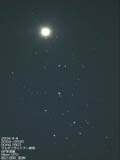 （太田輝章氏撮影の金星とプレアデス星団の接近（4月4日）の写真）