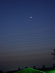（茂木弘光氏撮影の月と金星、木星の写真 1）
