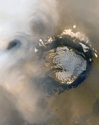 （マーズ・グローバル・サーベイヤーがとらえた火星の北極の極冠の画像）