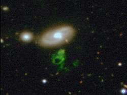 （銀河IC 2497とHanny's Voorwerpの画像）
