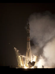 射点で打上げを待つソユーズ宇宙船（21S）