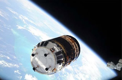 ISSに接近するHTV技術実証機