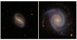 （赤い棒渦巻銀河と青い普通の渦巻銀河の画像）