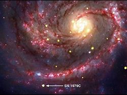 （M100に発見された超新星1979Cの画像）