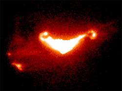 （ひのでの「X線望遠鏡」で観測した太陽フレアの画像）
