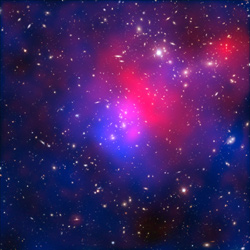 可視光とX線でとらえた「パンドラ銀河団」の画像
