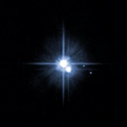 ハッブル宇宙望遠鏡が撮影した冥王星
