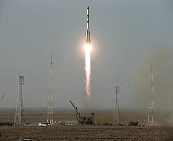 プログレス44号機を積んだソユーズUロケット