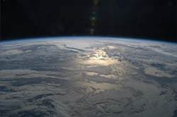 星出飛行士がツイッターに投稿した地球の画像