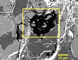 チェリャビンスク隕石の電子顕微鏡写真