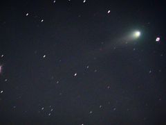 （関田政光氏撮影のリニア彗星の写真）