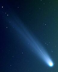 （小渡伊三男氏撮影の3月25日の池谷・張彗星の写真）
