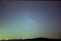 （菅沼大行氏撮影の4月6日の池谷・張彗星の写真）