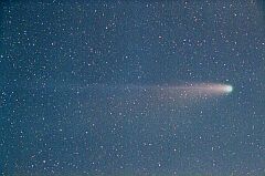 （小山弘宣氏撮影の4月8日の池谷・張彗星の写真）