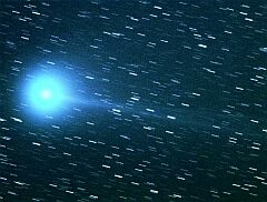 （小渡伊三男氏撮影の4月29日の池谷・張彗星の写真）