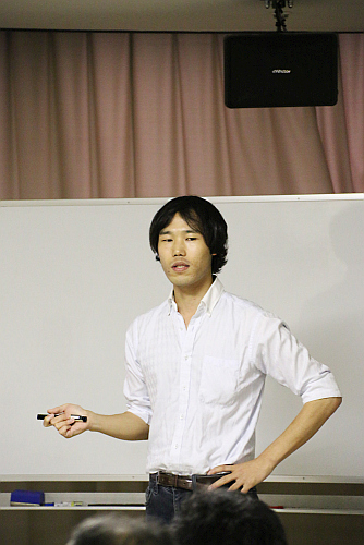 「宇宙最前線」講座の様子 「宇宙最前線」講座の様子