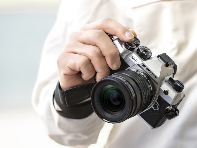 機動性に優れた小型軽量システム 機動性に優れた小型軽量システム