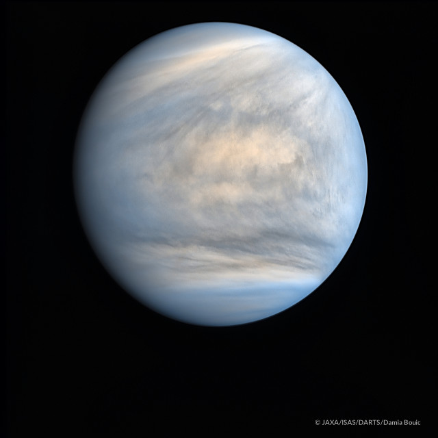「あかつき」が撮影した金星の紫外線画像