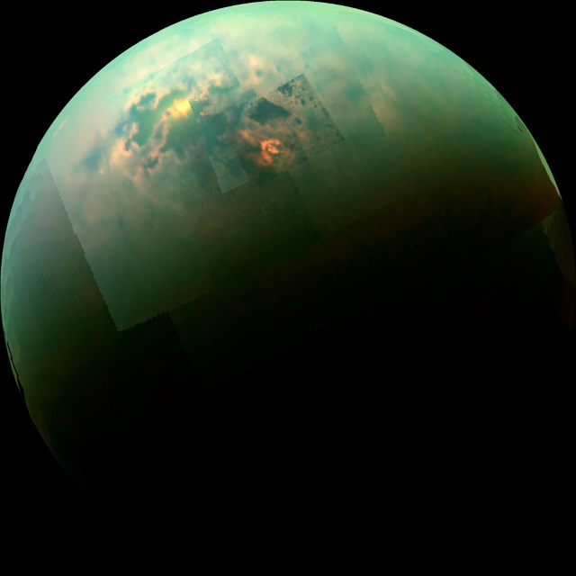 タイタンの近赤外線カラーモザイク画像
