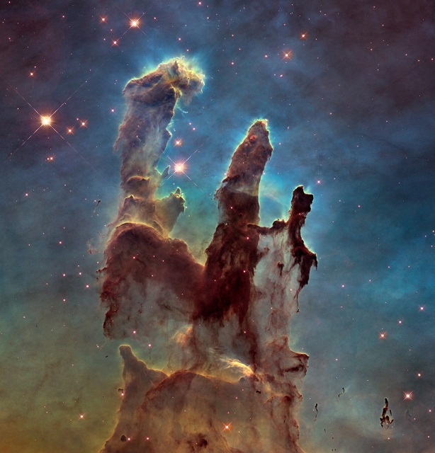 ハッブル宇宙望遠鏡がとらえた「創造の柱」2014年版