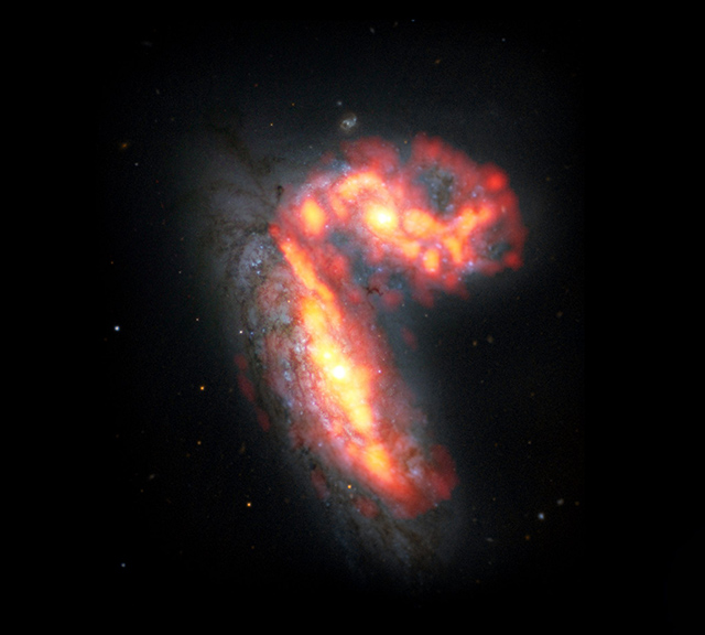 おとめ座銀河団の銀河NGC 4567、4568