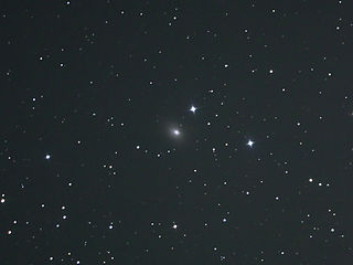 NGC 3077μ̿