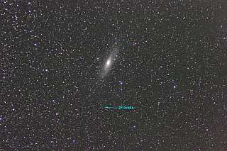 （エンケ彗星とM31の写真）