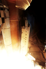STS-103ディスカバリーのリフトオフ1