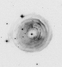 （ハッブル宇宙望遠鏡で撮影した特異変光星 V838 Monの写真）