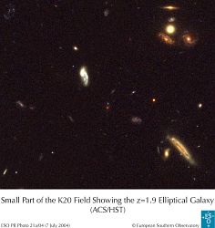 （赤方偏移z=1.9の楕円銀河の画像）