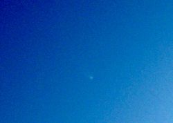 （白昼のマックノート彗星（C/2006 P1））