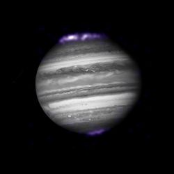 X線天文衛星チャンドラとハッブル宇宙望遠鏡による木星の合成画像