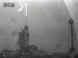 （ケネディ宇宙センターの39A射点への落雷の画像）