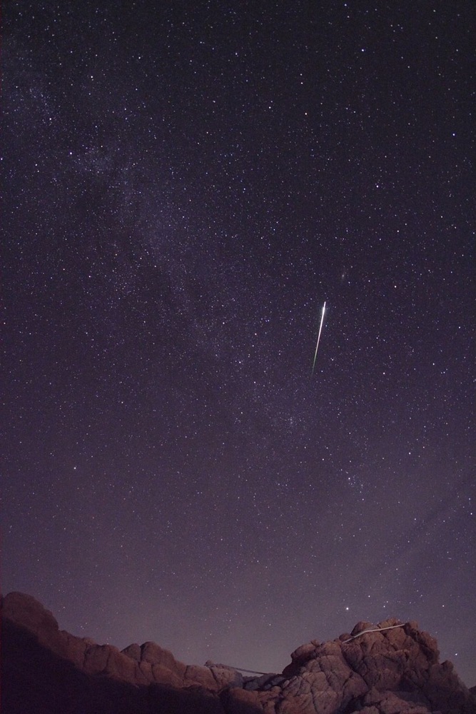 夏の風物詩 ペルセウス座流星群の流れ星を数えよう