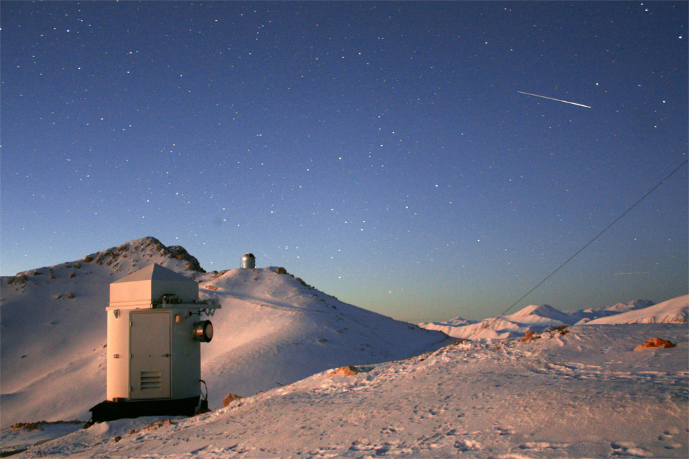 星を見る・宇宙を知る・天文を楽しむ AstroArts天文ニュースハッブル望遠鏡「を」観測　珍しいフレア画像