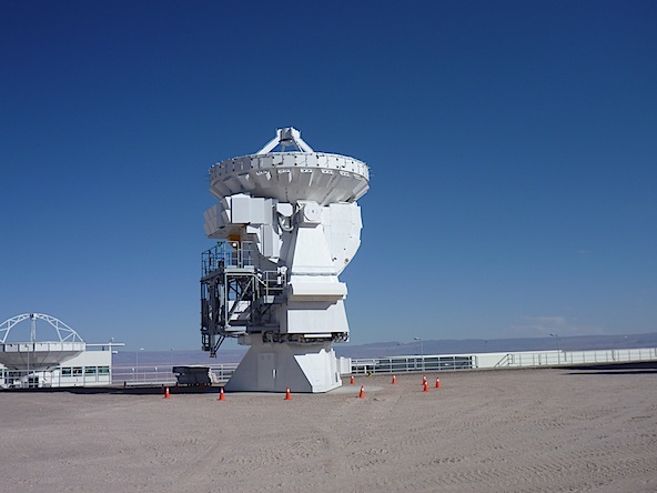 星を見る・宇宙を知る・天文を楽しむ AstroArts天文ニュースALMA日本製7mアンテナが観測所に引き渡し 山頂施設へ