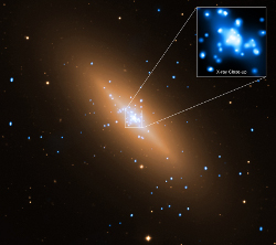 NGC 3115のX線と可視光線の合成画像