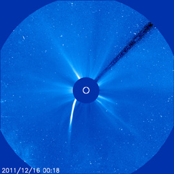 12月14日〜15日のラヴジョイ彗星