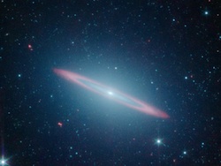 ソンブレロ銀河の赤外線画像