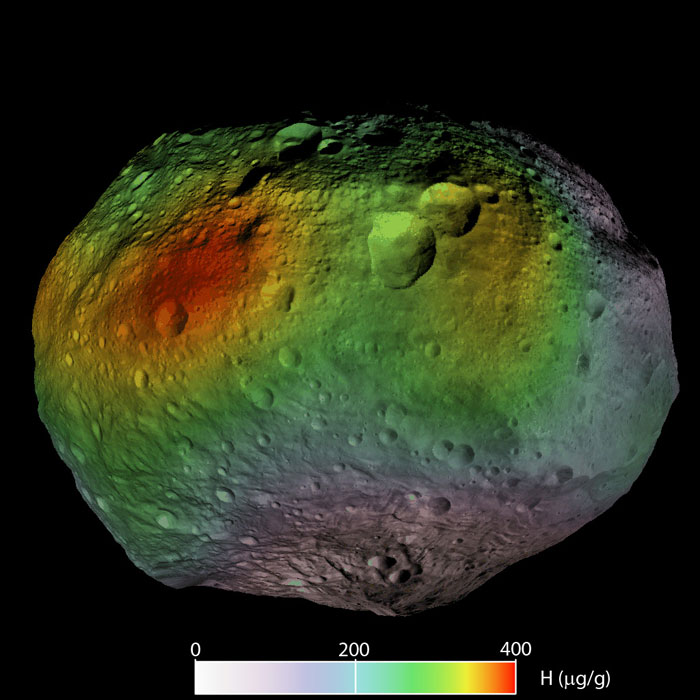 小惑星ベスタで水の痕跡を発見