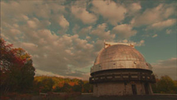 木曽観測所の口径105cmシュミット望遠鏡とドーム