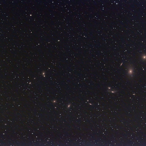 マルカリアンの銀河鎖